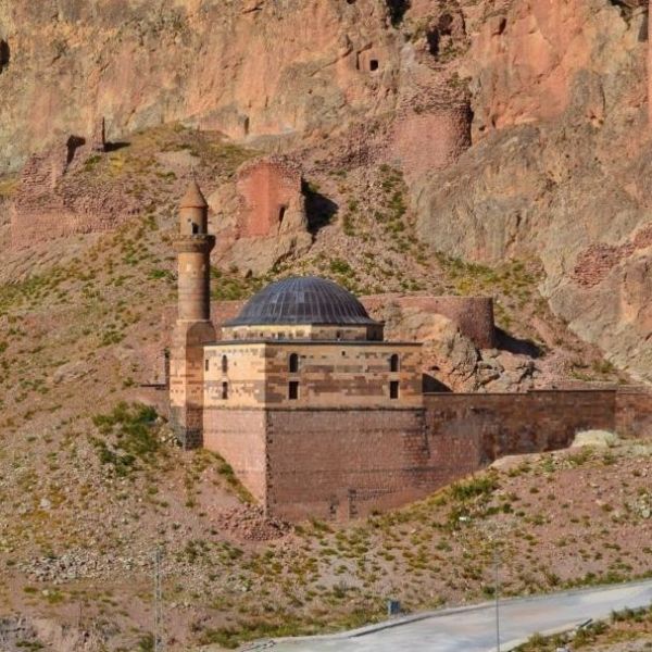 Beyazıt Eski Camii › Gezi Rehberi | Doğubayazıt | Ağrı