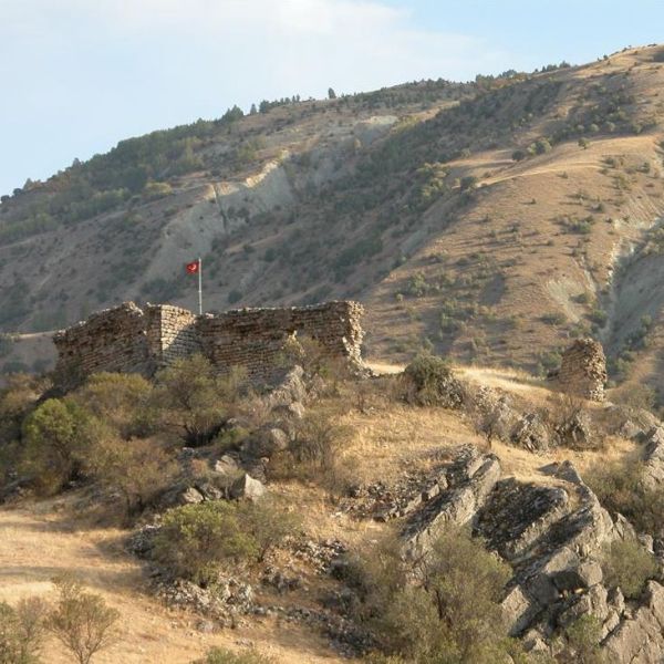 Avarak Kalesi › Gezi Rehberi | Çamoluk | Giresun