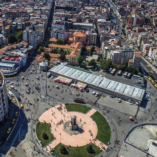 Taksim Meydanı › Gezi Rehberi | Beyoğlu | İstanbul