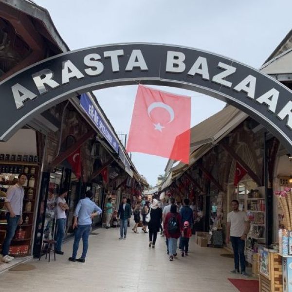 Arasta Çarşısı › Gezi Rehberi | Bergama | İzmir