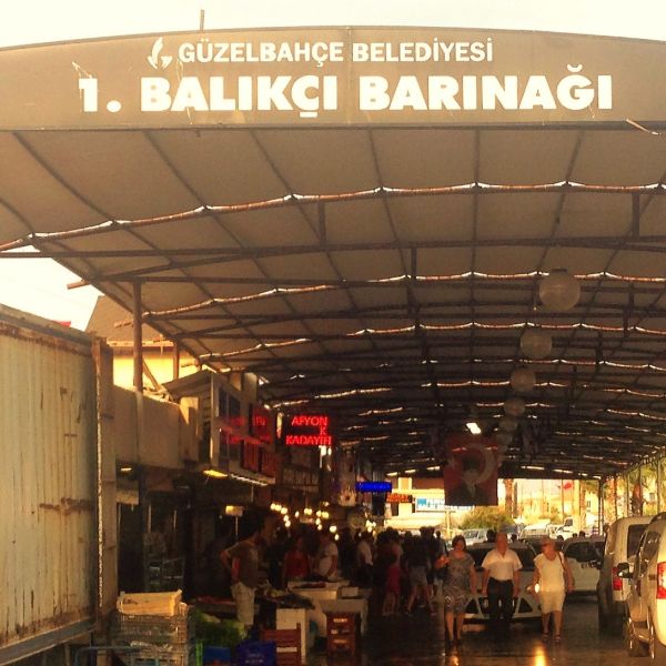 Balıkçılar Çarşısı › Gezi Rehberi | Güzelbahçe | İzmir