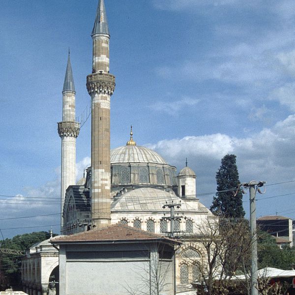 Manisa Muradiye Camii ve Külliyesi › Gezi Rehberi | Şehzadeler | Manisa