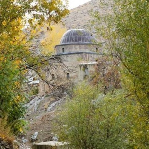 Hamurkesen Camii › Gezi Rehberi | Gürpınar | Van