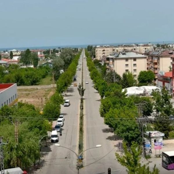 İskele Caddesi › Gezi Rehberi | Tuşba | Van