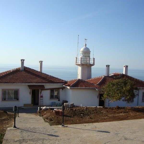 Bozburun Feneri › Gezi Rehberi | Armutlu | Yalova